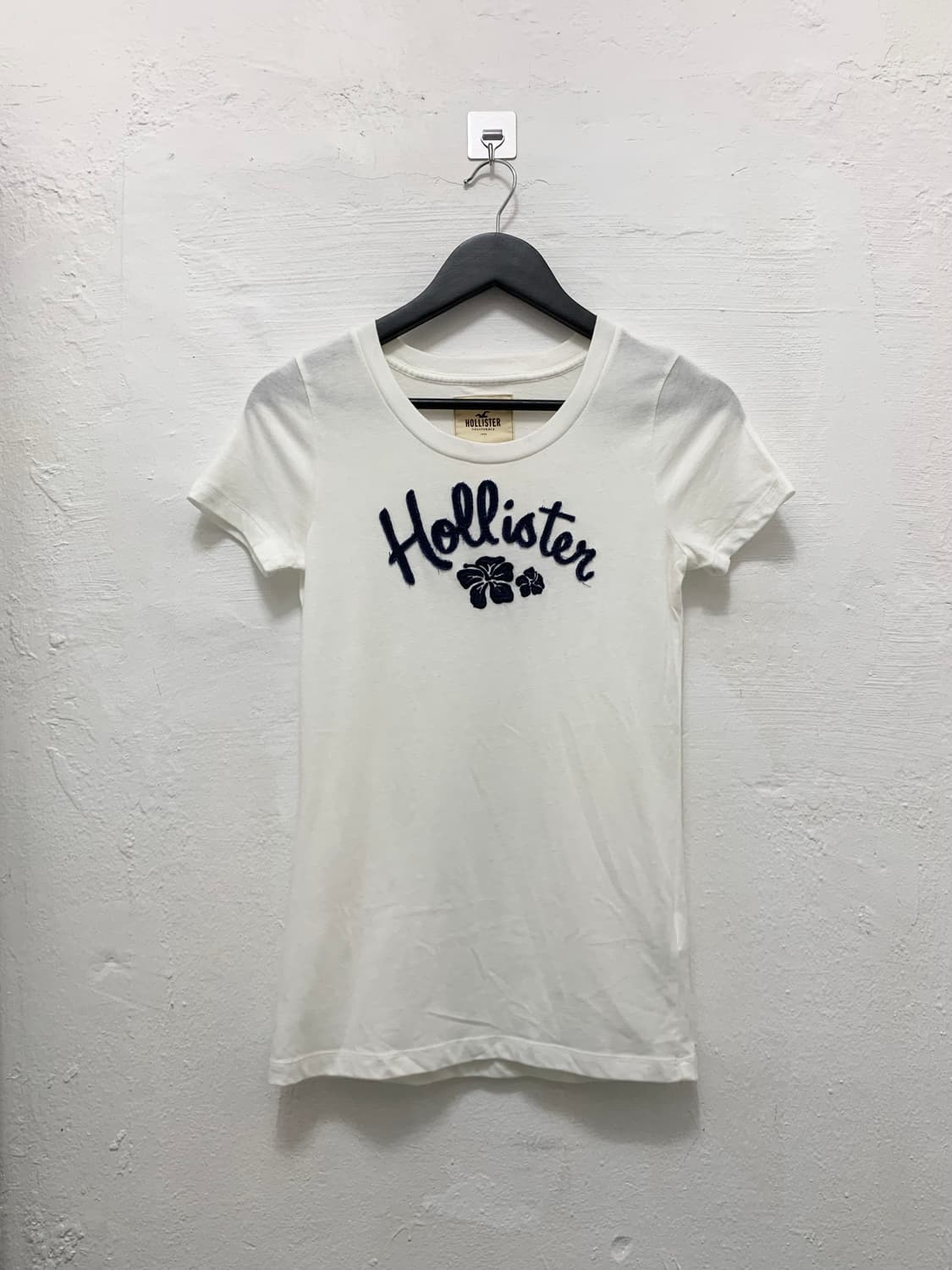 [Hollister] y2k 홀리스터 플라워 자수 반팔 상품이미지3