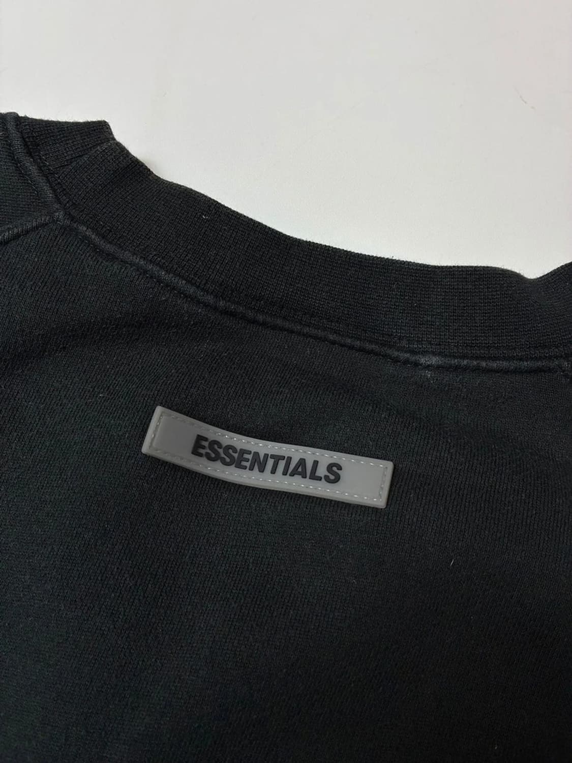 에센셜 피어오브갓 로고 시그니처 오버 맨투맨 PN8441 상품이미지7