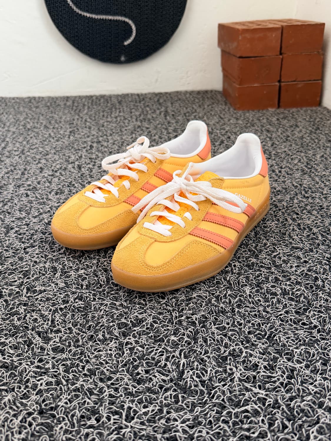 아디다스 가젤 옐로우 오렌지 225 상품이미지3