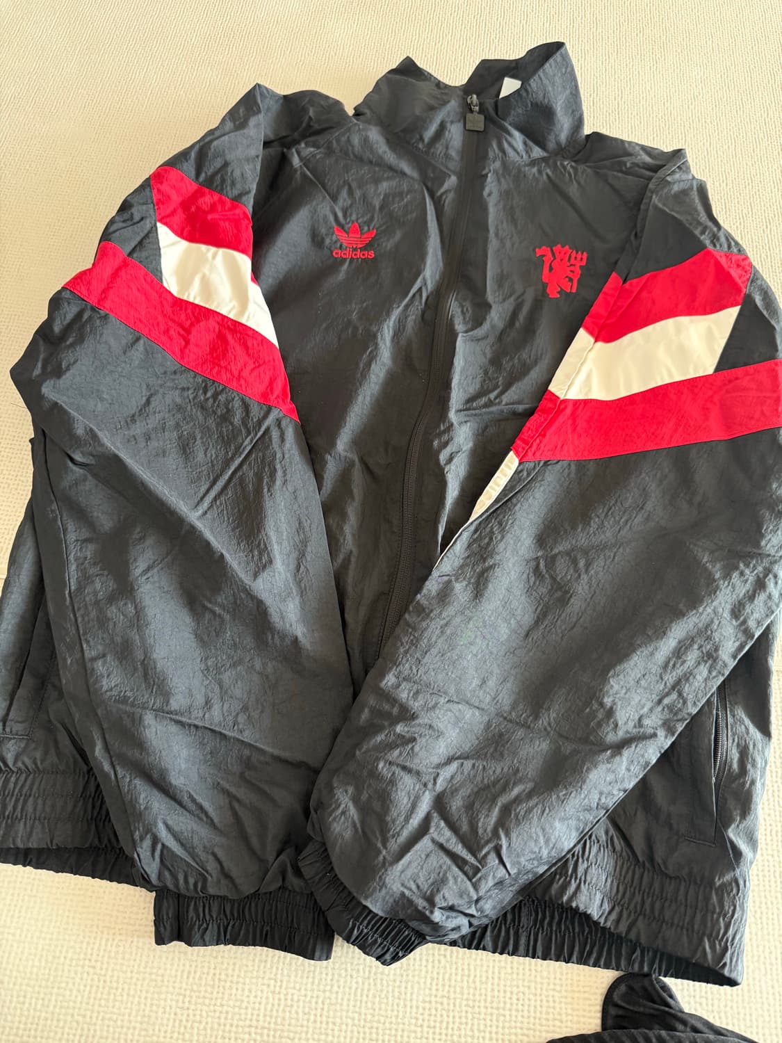 아디다스 멘체스터 콜라보 트랙탑 상품이미지2