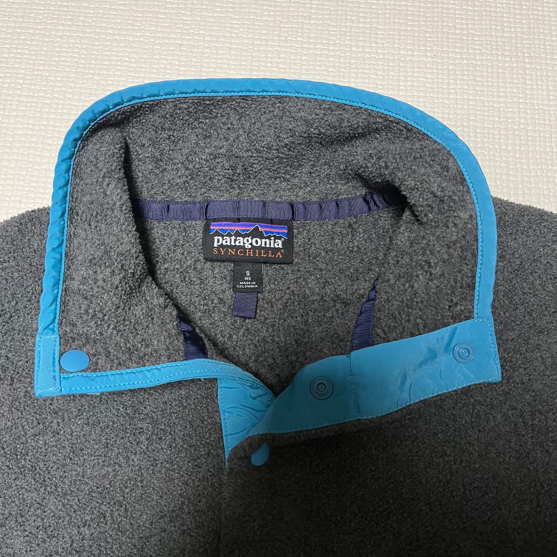파타고니아 신칠라 그레이/블랙 상품이미지3