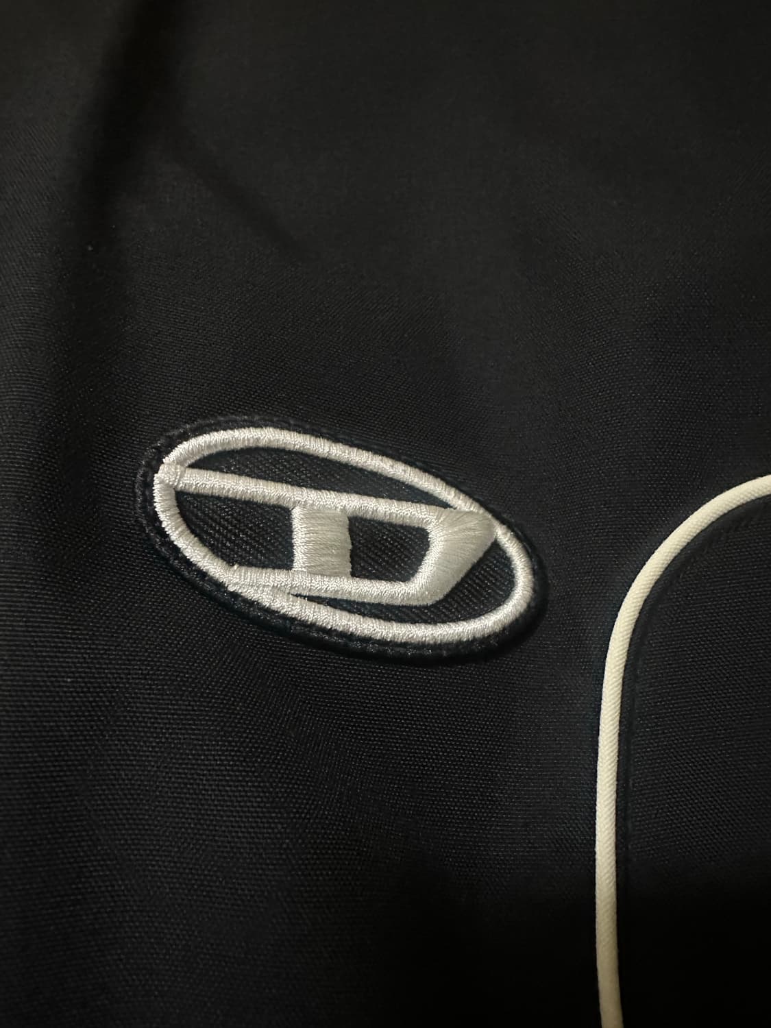 (L) 디젤 J-하이브스 콘트라스트 파이핑 윈드브레이커 블랙 상품이미지2