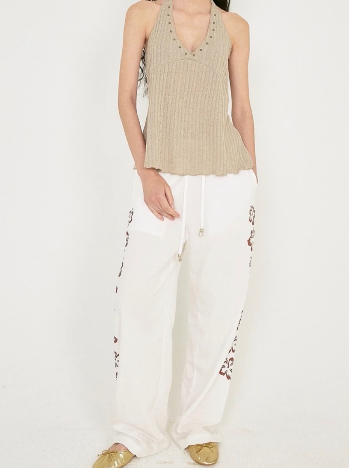 폴리수엠 홀터탑 베이지 새상품  상품이미지2