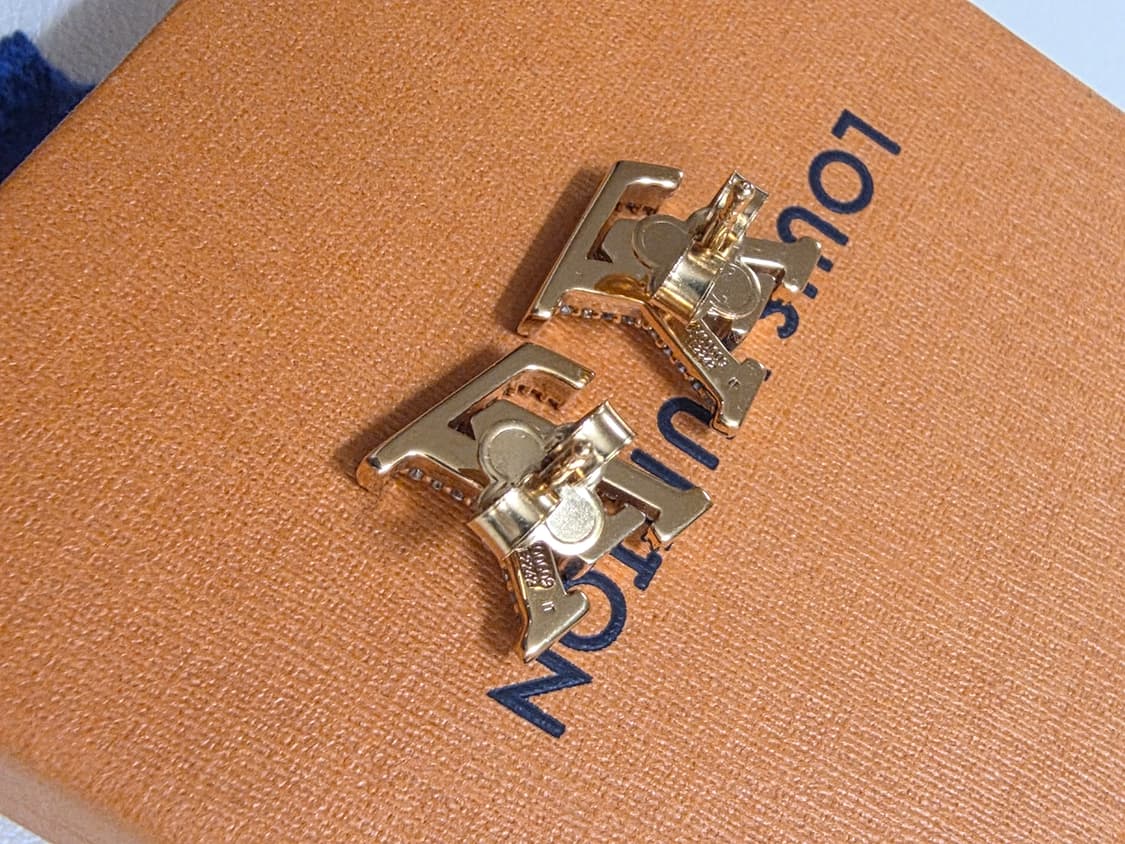 [새상품급] 루이비통 아이코닉 파베 귀걸이 이어링  상품이미지5