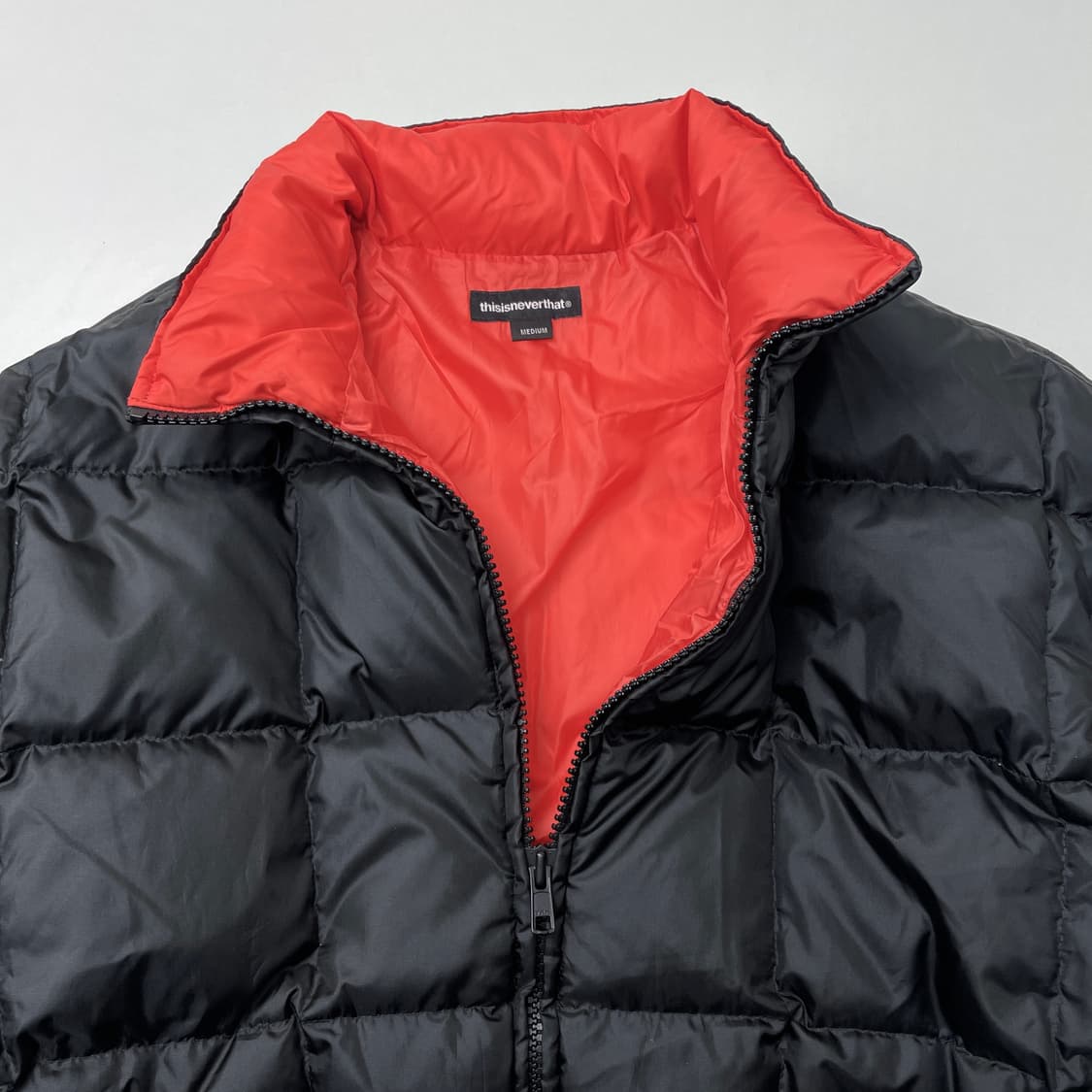 디스이즈네버댓 블랙 다운 패딩 M 상품이미지3
