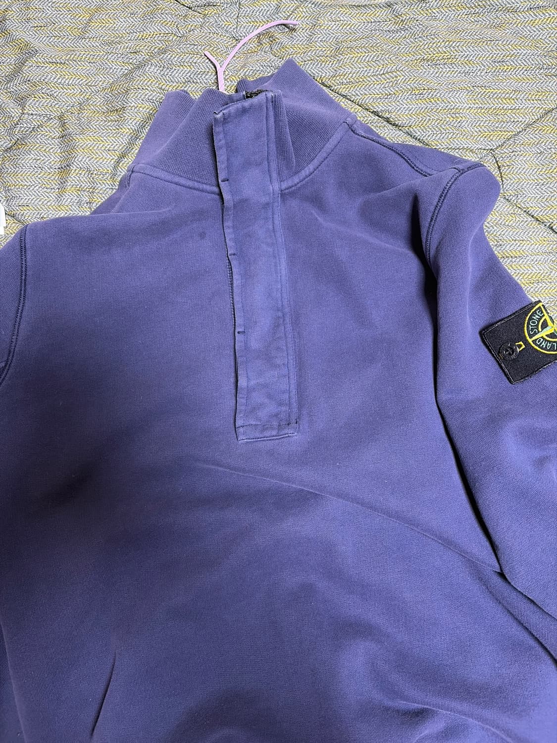 스톤아일랜드 반집업 맨투맨 상품이미지1