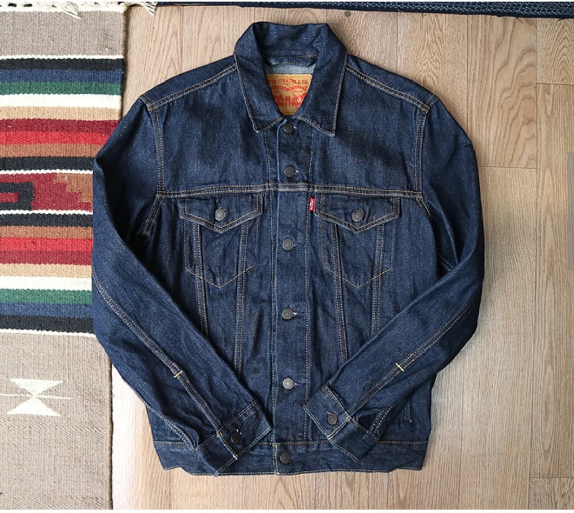 
LEVIS 리바이스 진청 데님자켓

 상품이미지2