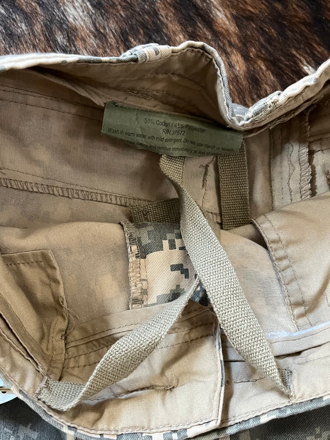 US ARMY DIGITAL CAMO CARGO SHORTS 상품이미지5