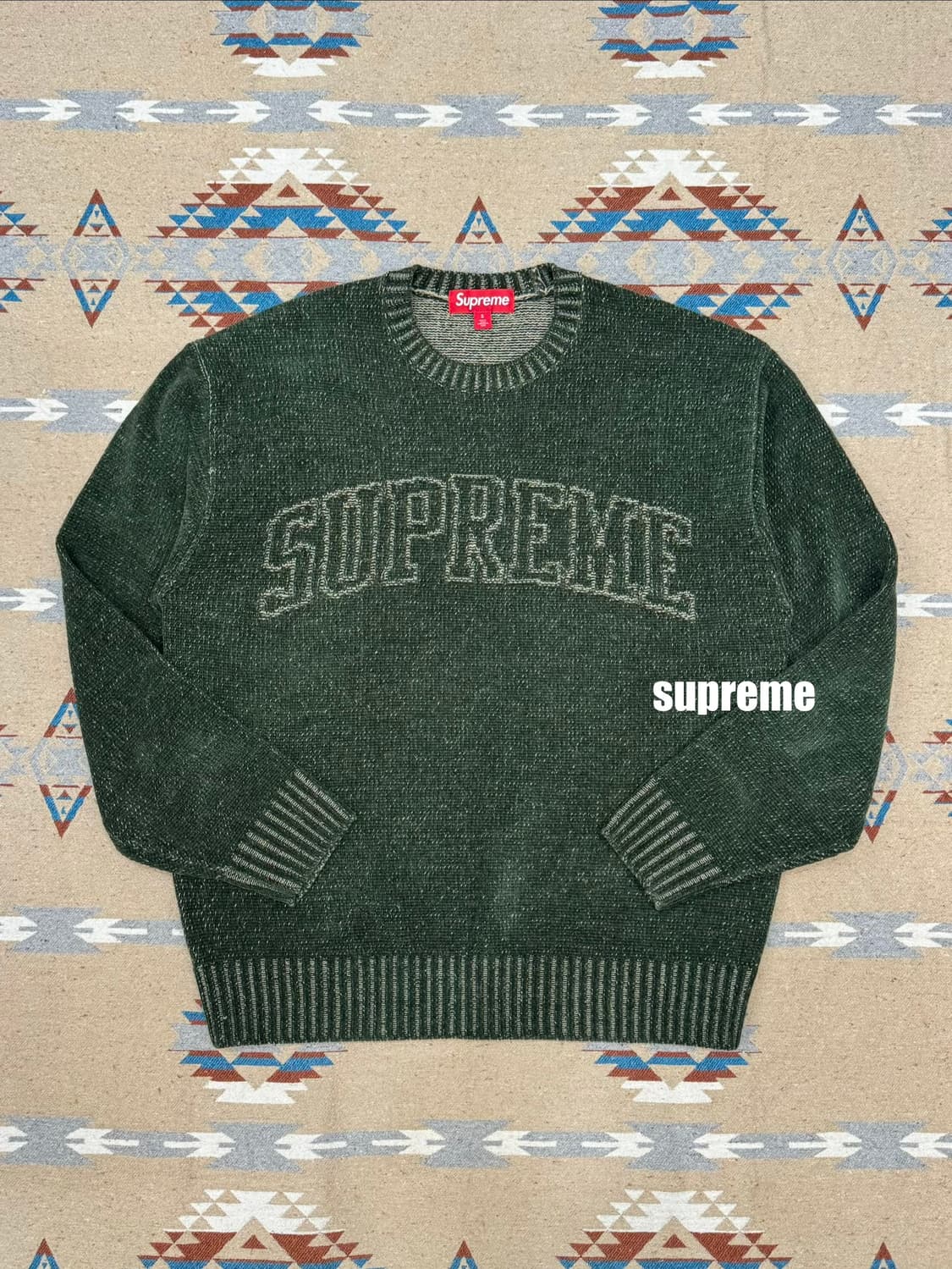 [S] 슈프림 콘트라스트 아크 스웨터 올리브 - 24SS 상품이미지1