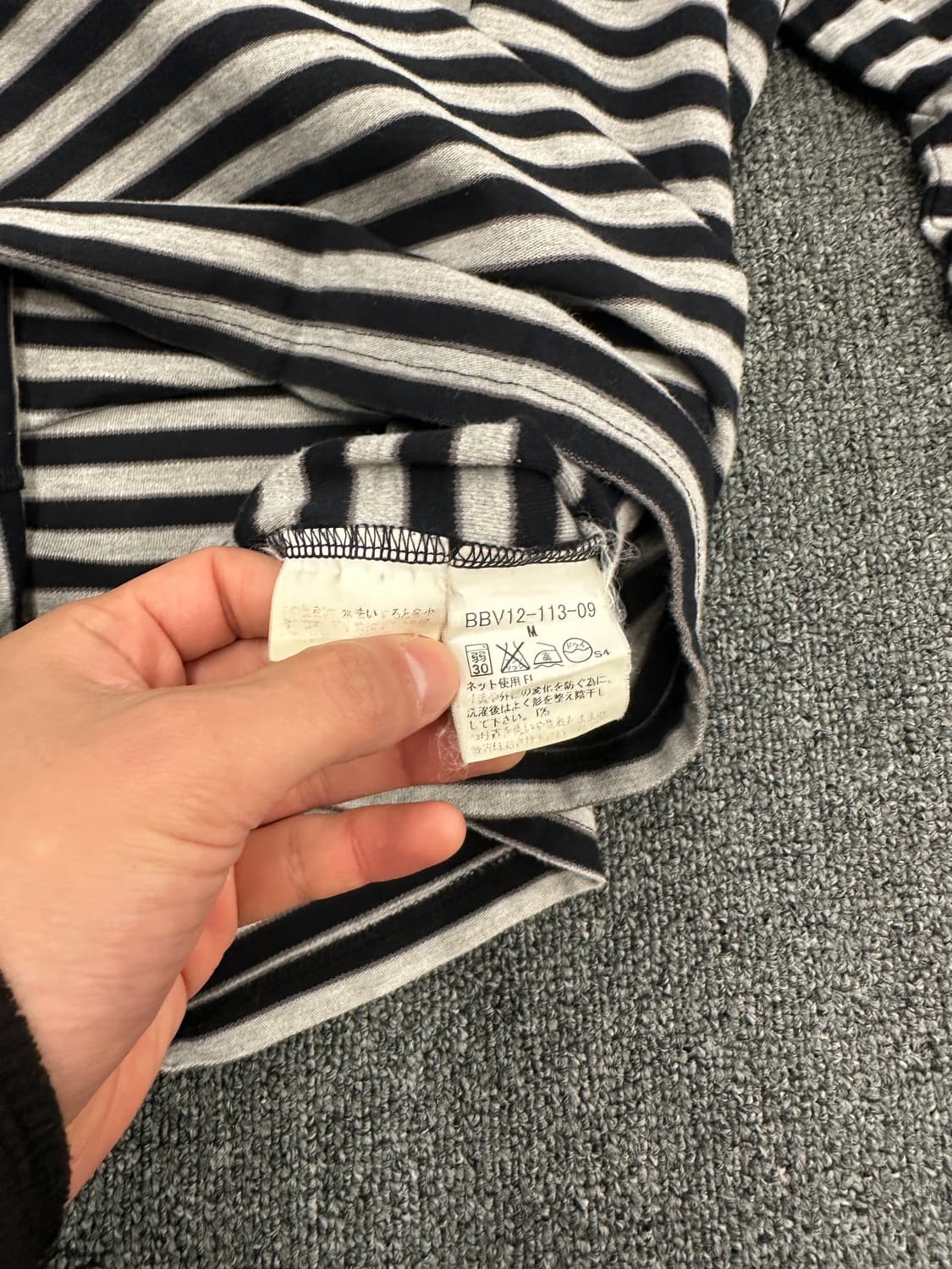 M) 버버리 런던 스트라이프 롱슬리브 긴팔티셔츠 상품이미지5