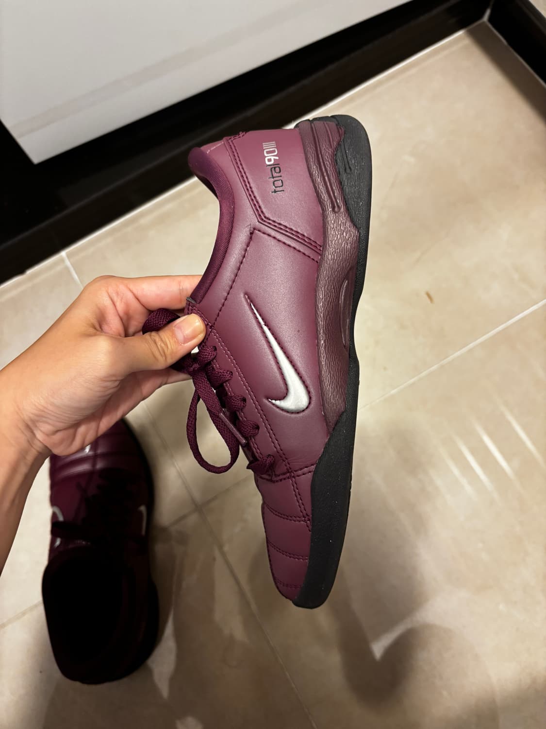 나이키 토탈 90 3 SP 보르도 앤 메탈릭 실버 (240 us6) 상품이미지5