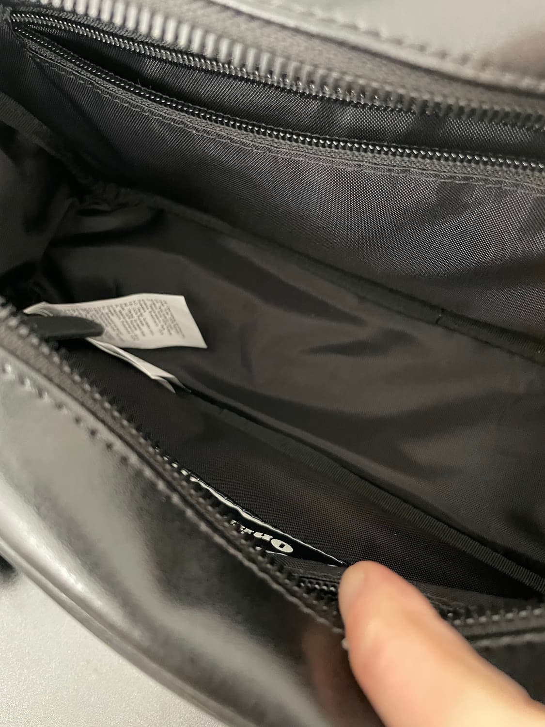 오니츠카타이거 미니백 상품이미지8