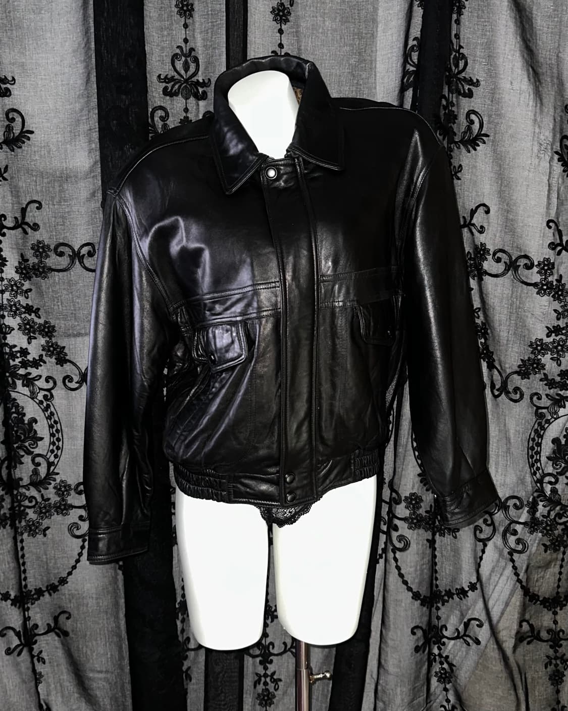 black sheepskin Bomber 상품이미지3