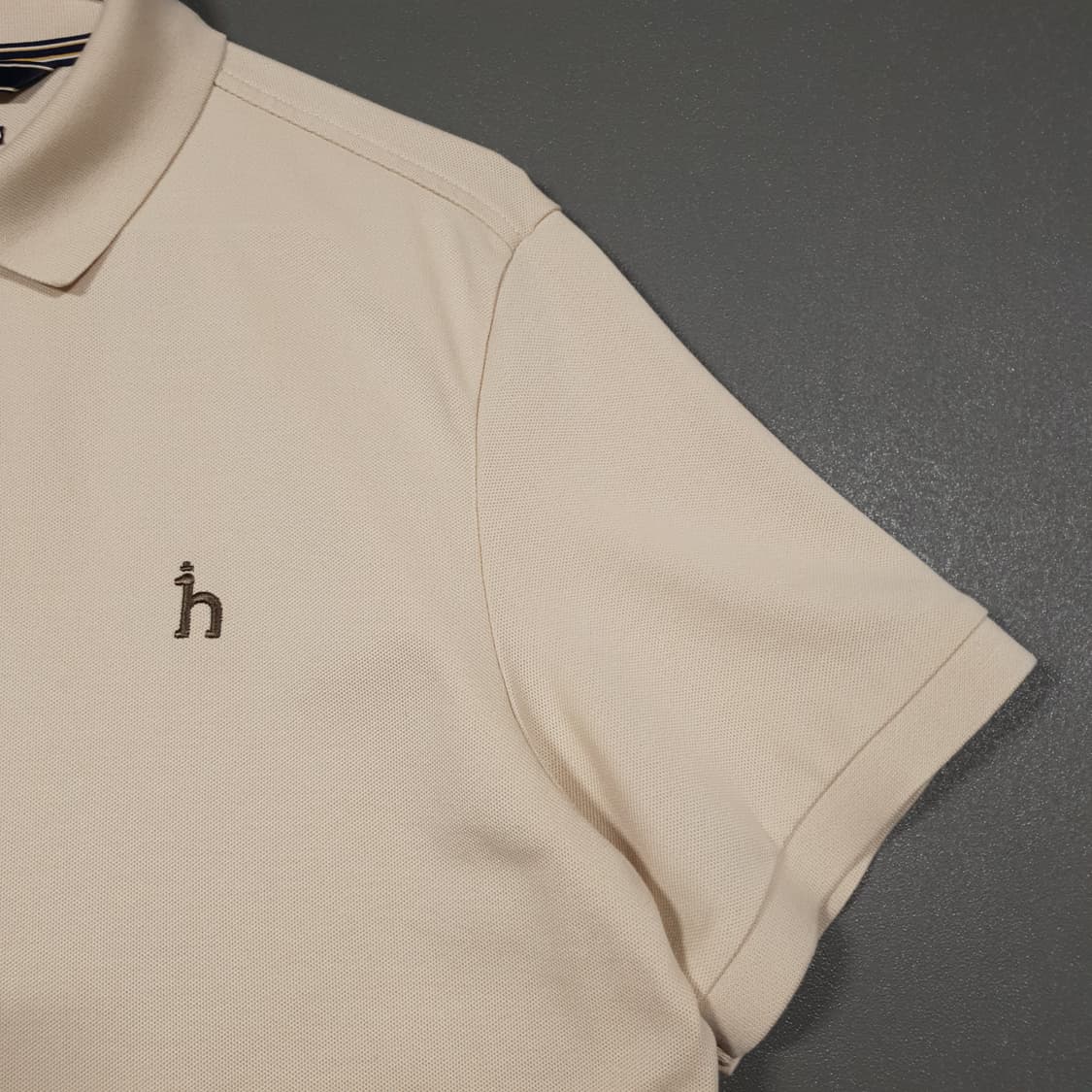 100 (L) 헤지스 신형 23ss 남성 아이코닉 반팔 카라티 폴로 셔츠 상품이미지4