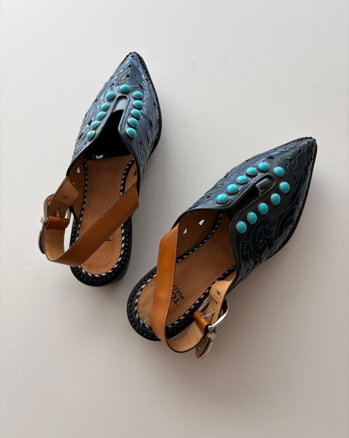 Toga pulla shoes 상품이미지3