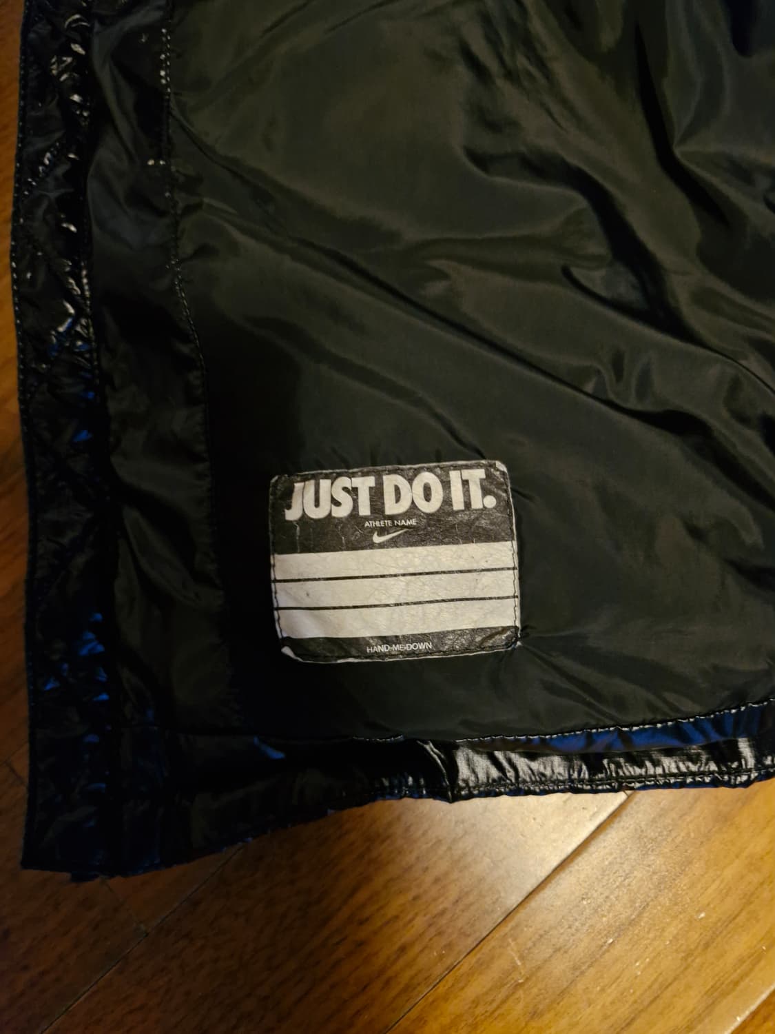 NIKE유광 구스 패딩조끼 상품이미지6