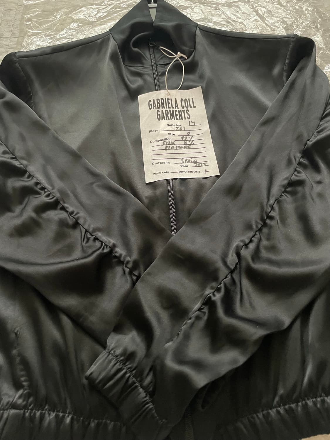 가브리엘라 콜 가먼츠 NO.261 실크 자켓 상품이미지1