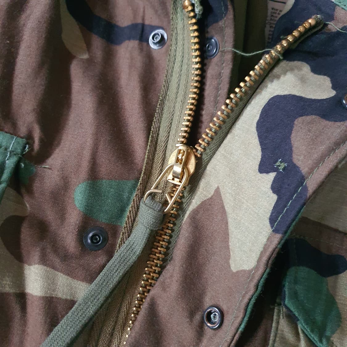 83s 미군 오리지널 우드랜드 카모플라쥬 M65 필드 자켓 상품이미지3