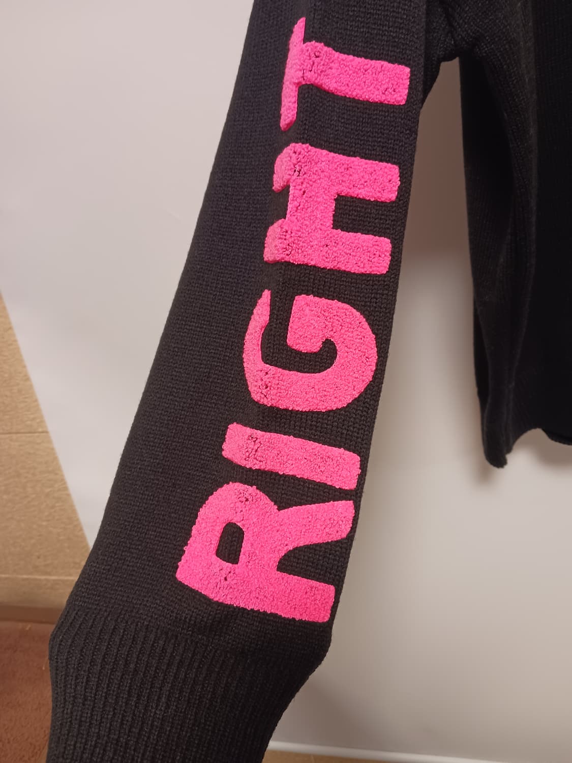 남성 배색폰트 포인트 니트 상품이미지2