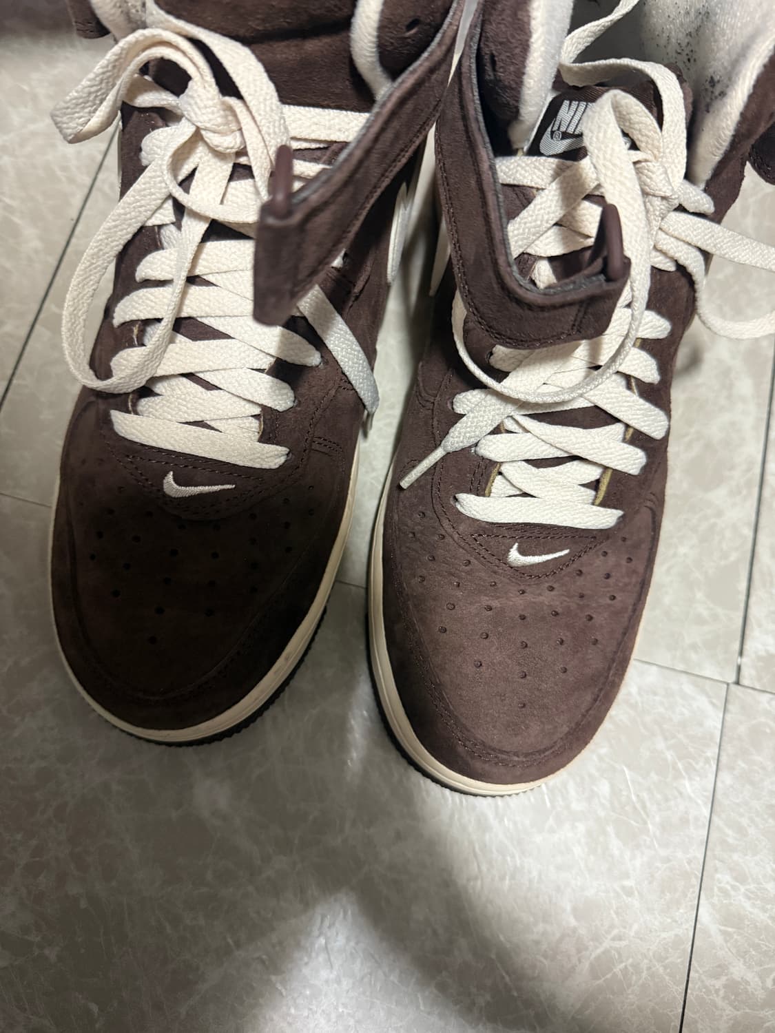 270사이즈 나이키 에어포스1 미드 초콜릿 상품이미지4