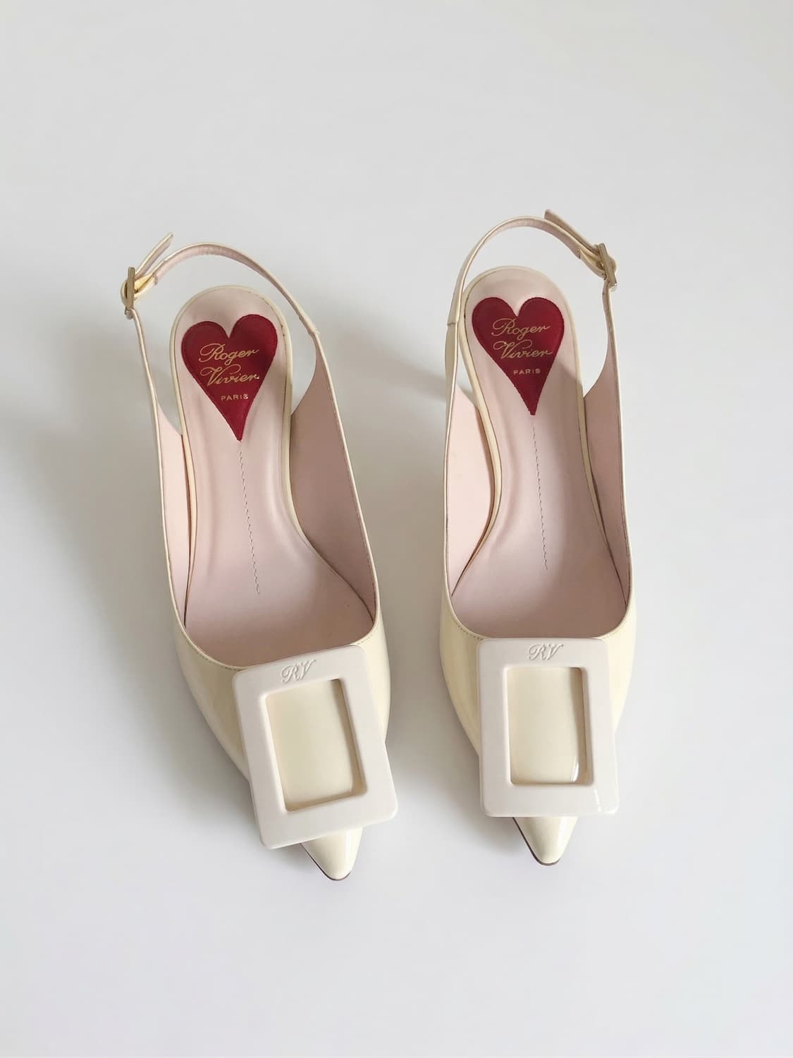 로저비비에 버귤 슬링백 키튼힐 상품이미지1