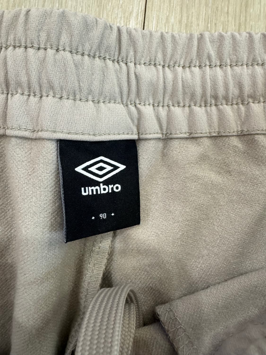 엄브로 폴라 스트레치 기모 셋업 상품이미지4