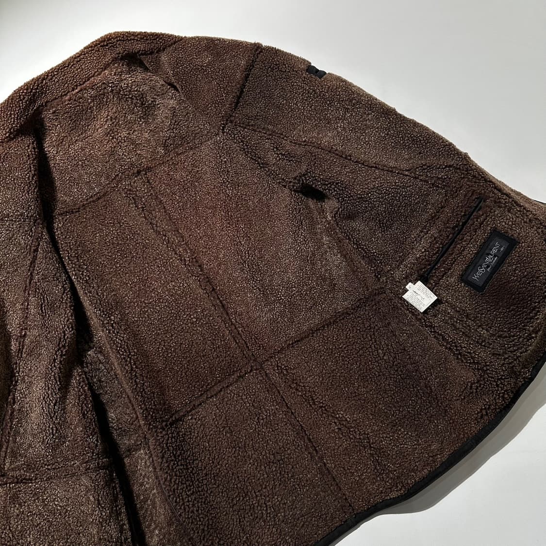 입생로랑 램스킨 시어링 무스탕 싱글 자켓 블랙 상품이미지6