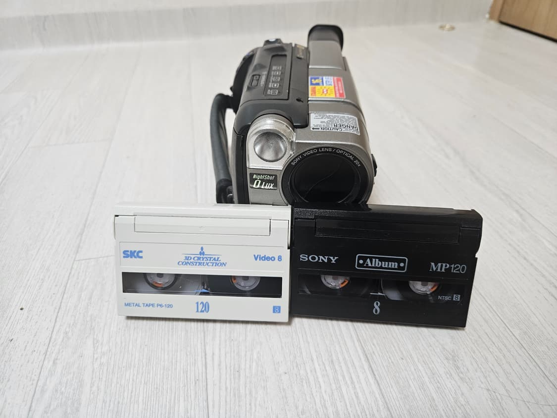 소니 8mm hi8 ccd-trv67 캠코더 판매합니다 상품이미지1