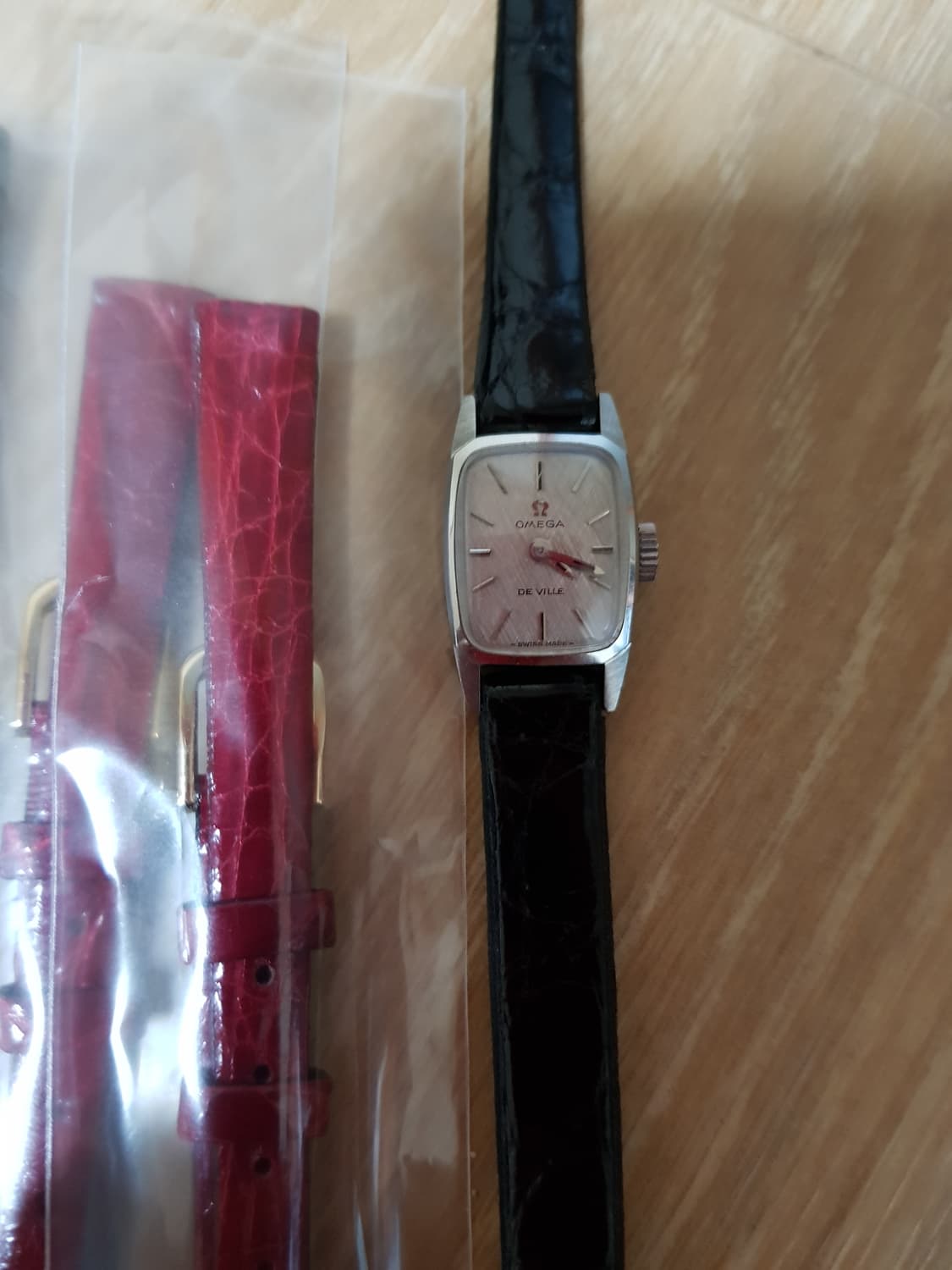 오메가 드빌 미니사이즈 수동 여성시계팝니다 상품이미지3