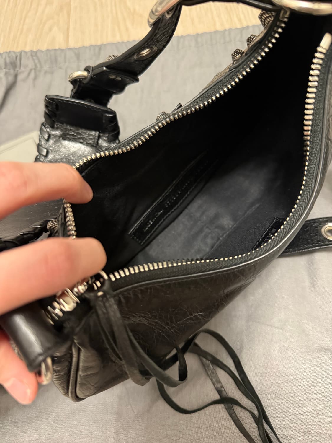 발렌시아가 르카골 xs 블랙 상품이미지8