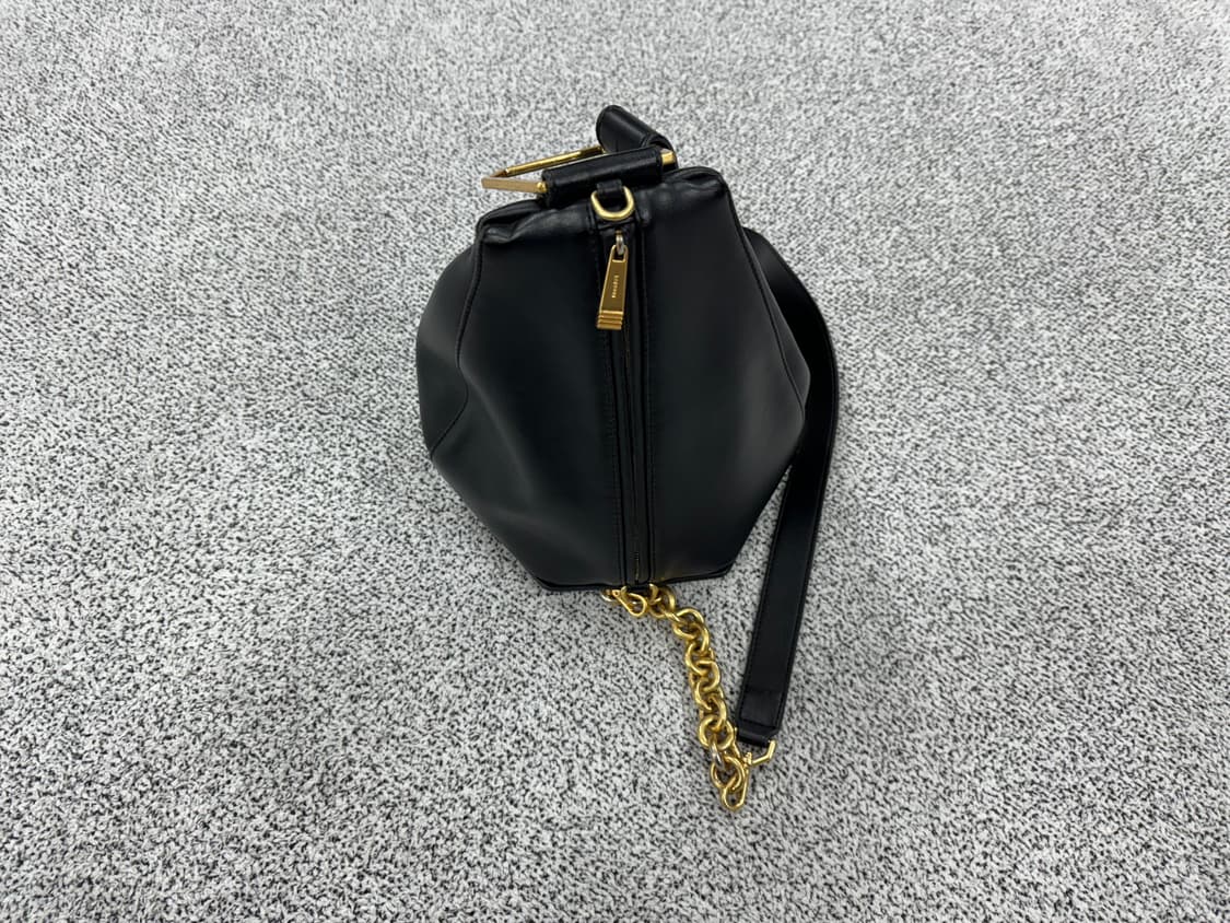 루에브르 삭드트롬펫 스몰백 상품이미지1