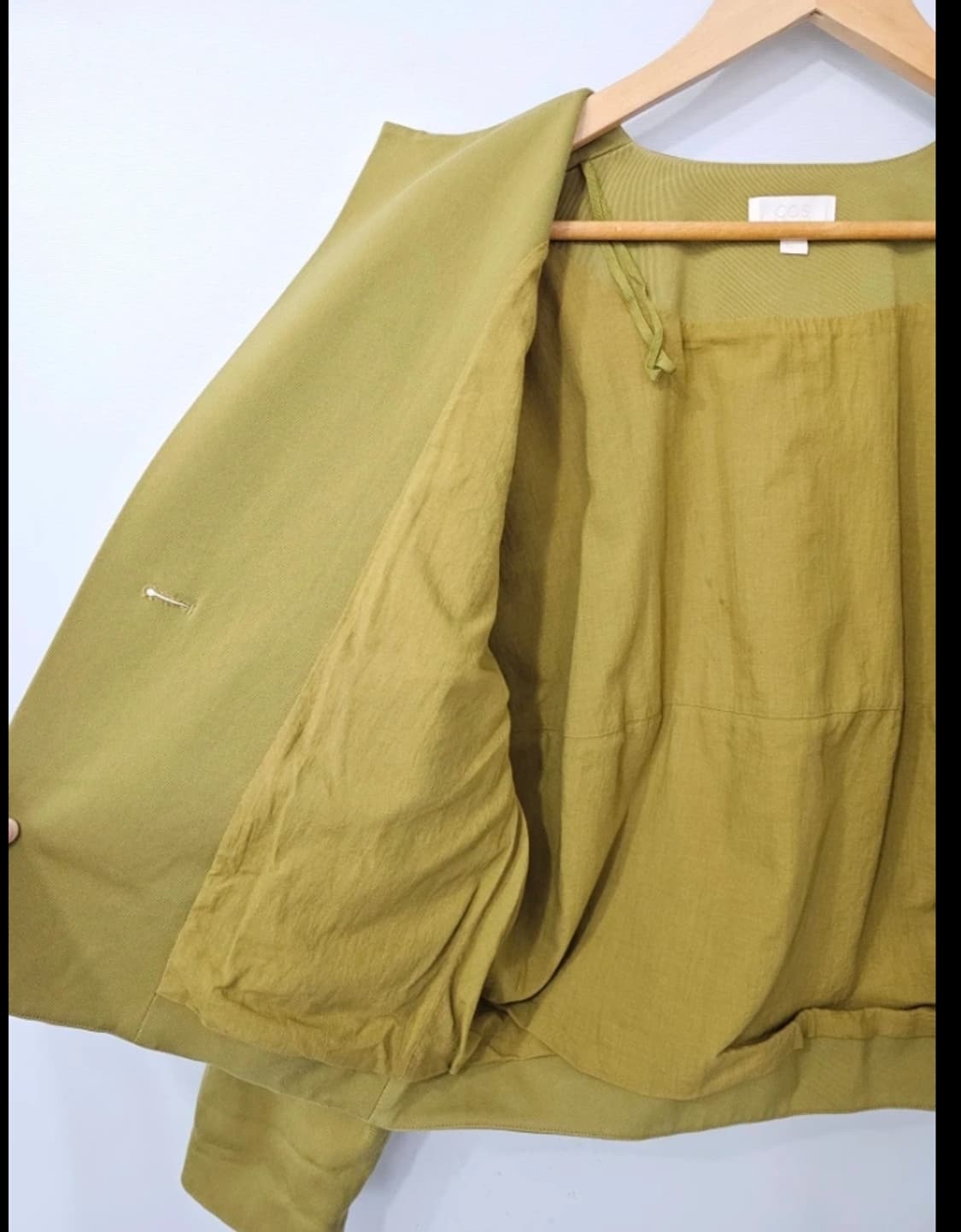 COS 코스 크러쉬 크롭 자켓 올리브색 ~55반 상품이미지4