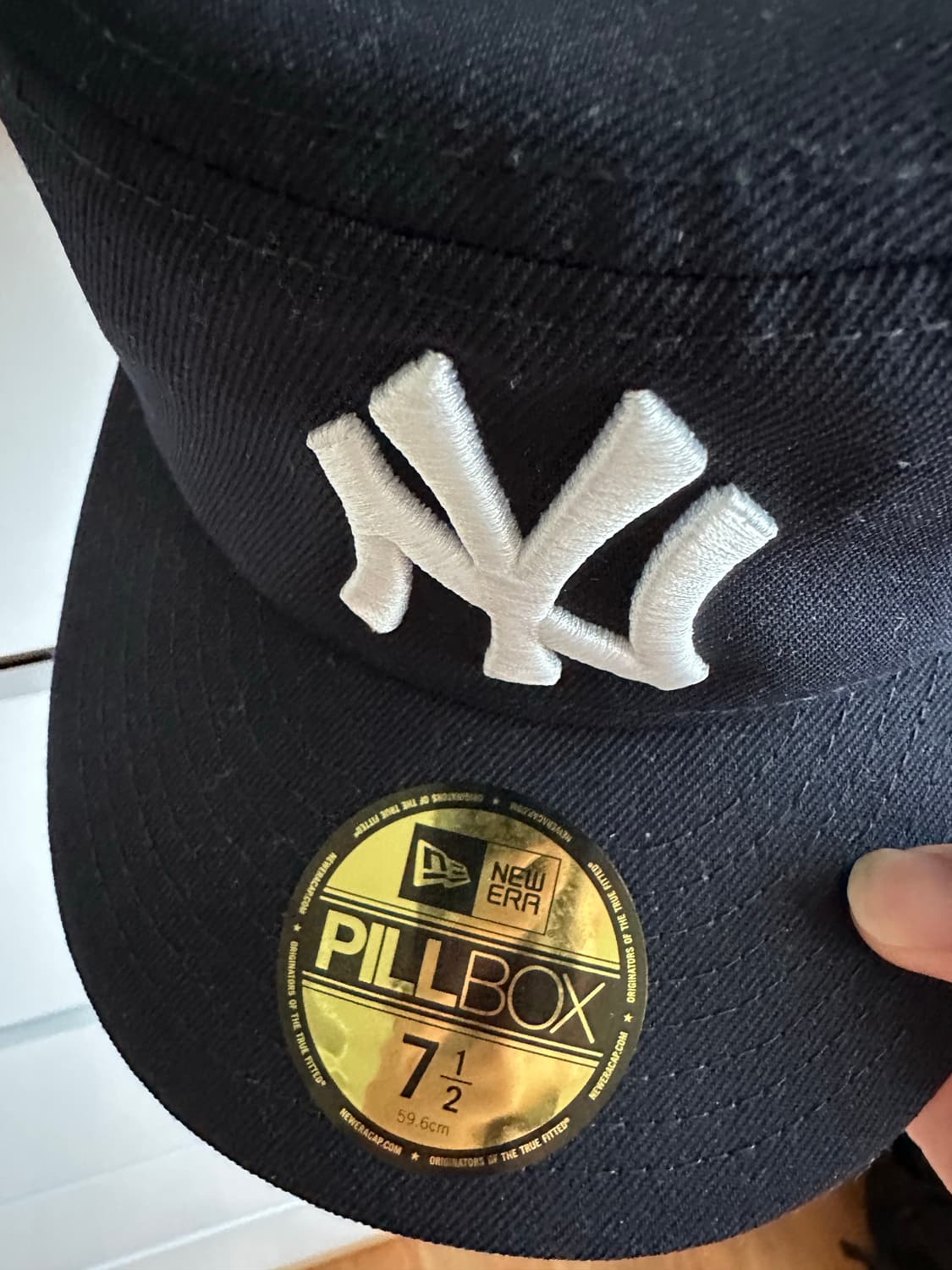 뉴에라 양키스 필박스캡 7 1/2(59.6cm) 상품이미지4