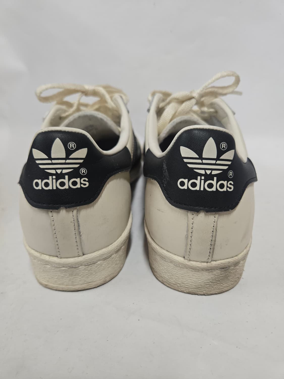 아디다스 슈퍼스타 흰검 스니커즈 270mm  상품이미지4