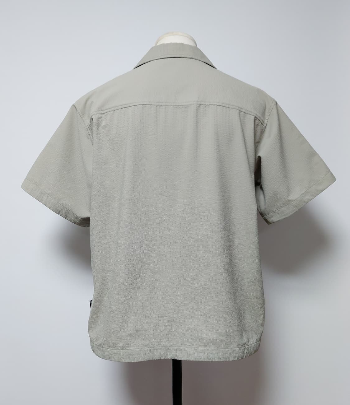 내셔널지오그래픽 남성 시어서커 반팔 셔츠(XL)

 상품이미지4