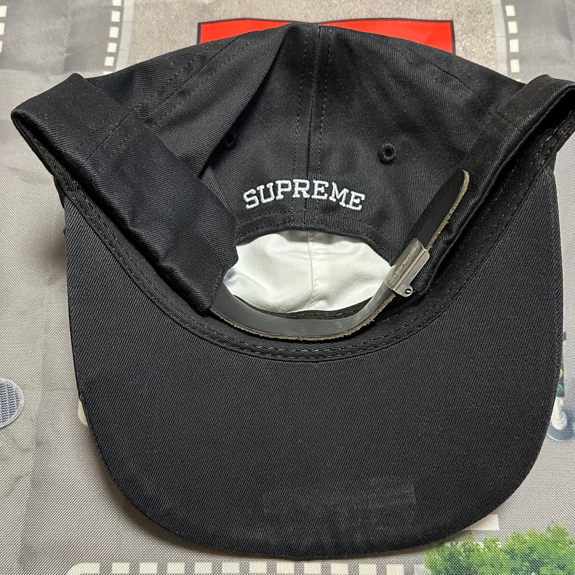슈프림 바이저 라벨 6패널 캡 블랙 18SS 상품이미지2