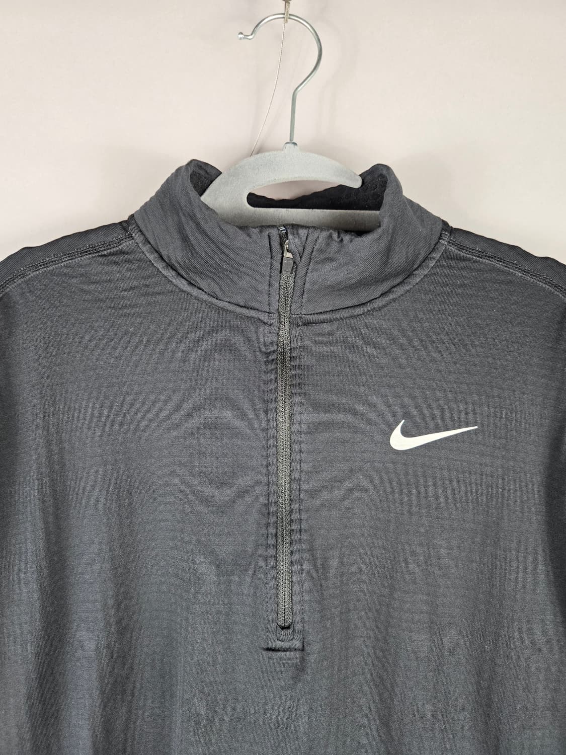 [무료배송]나이키 M 여성 드라이핏 기능성 반집업 러닝 티셔츠 블랙 상품이미지2