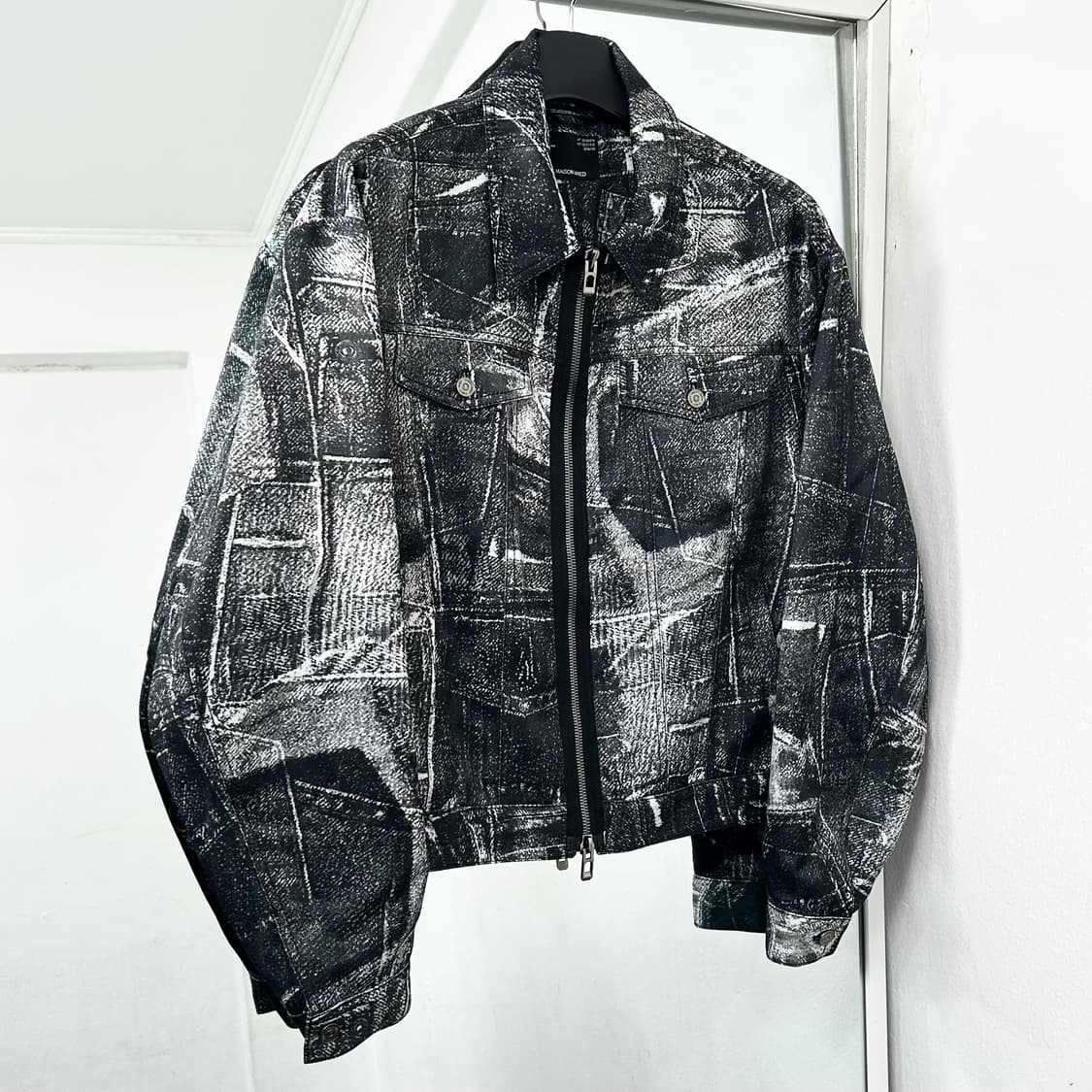 메종 미네드 블랙 웨이브 프린팅 자켓 상품이미지1