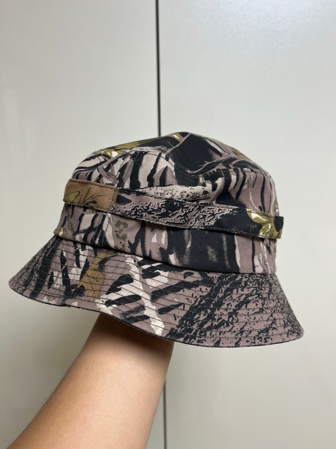 다레니모 버킷햇 상품이미지1