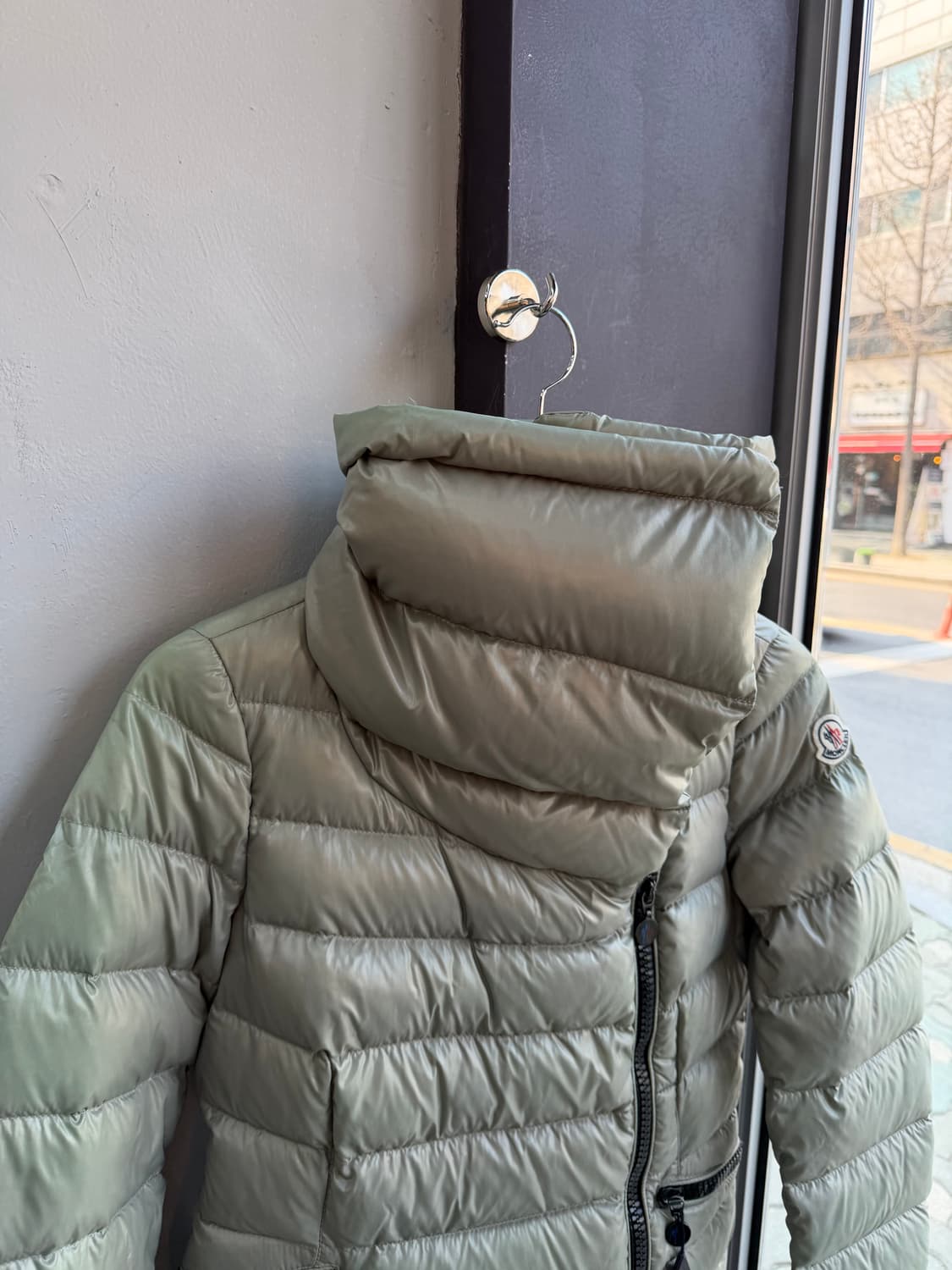 0/ 몽클레어 하이넥 구스다운 패딩 상품이미지6