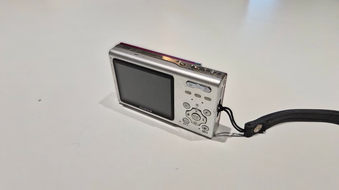 작례O 뉴진스 민지 디카 후지필름 파인픽스 z5 fd 디지털카메라 빈티지 상품이미지8