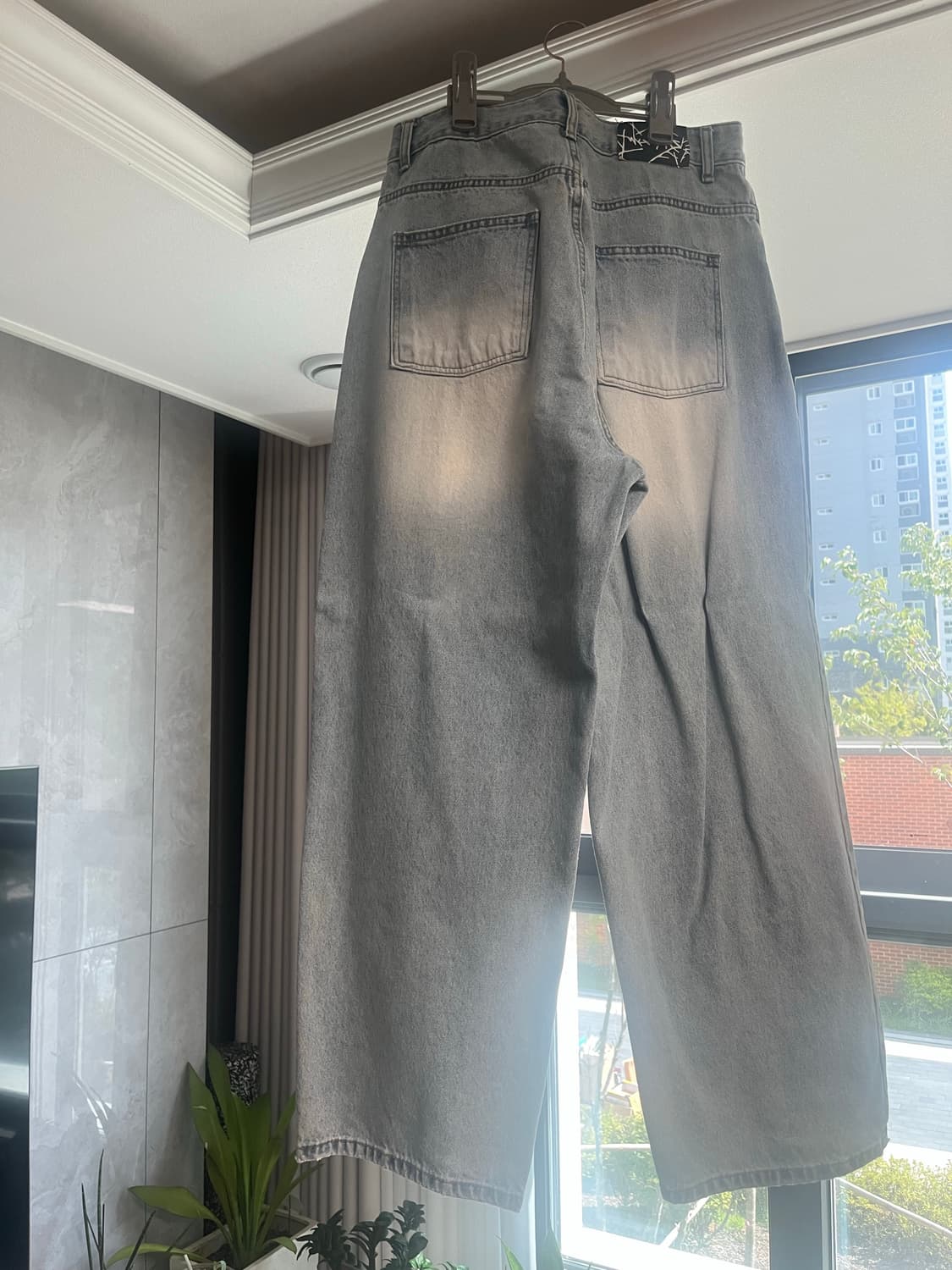 위캔더스 SKULL WASHED PANTS (S.DENIM) 상품이미지3