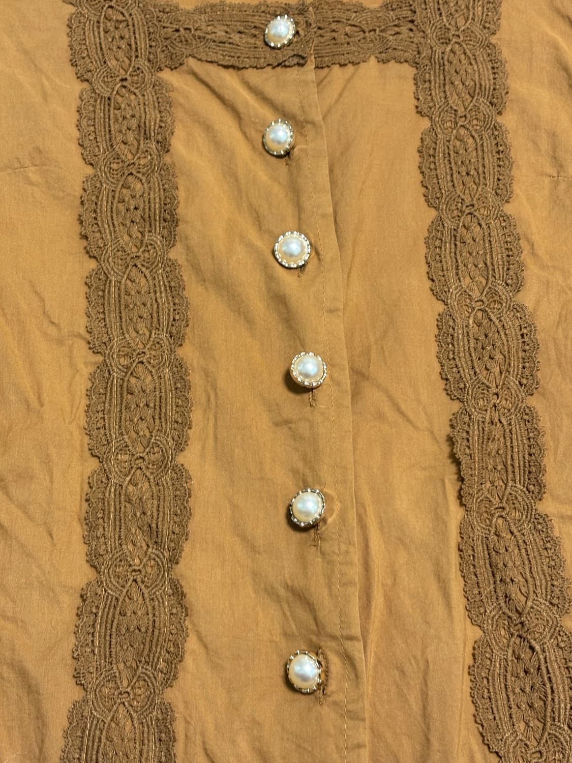 브라운 프릴 블라우스 상품이미지3