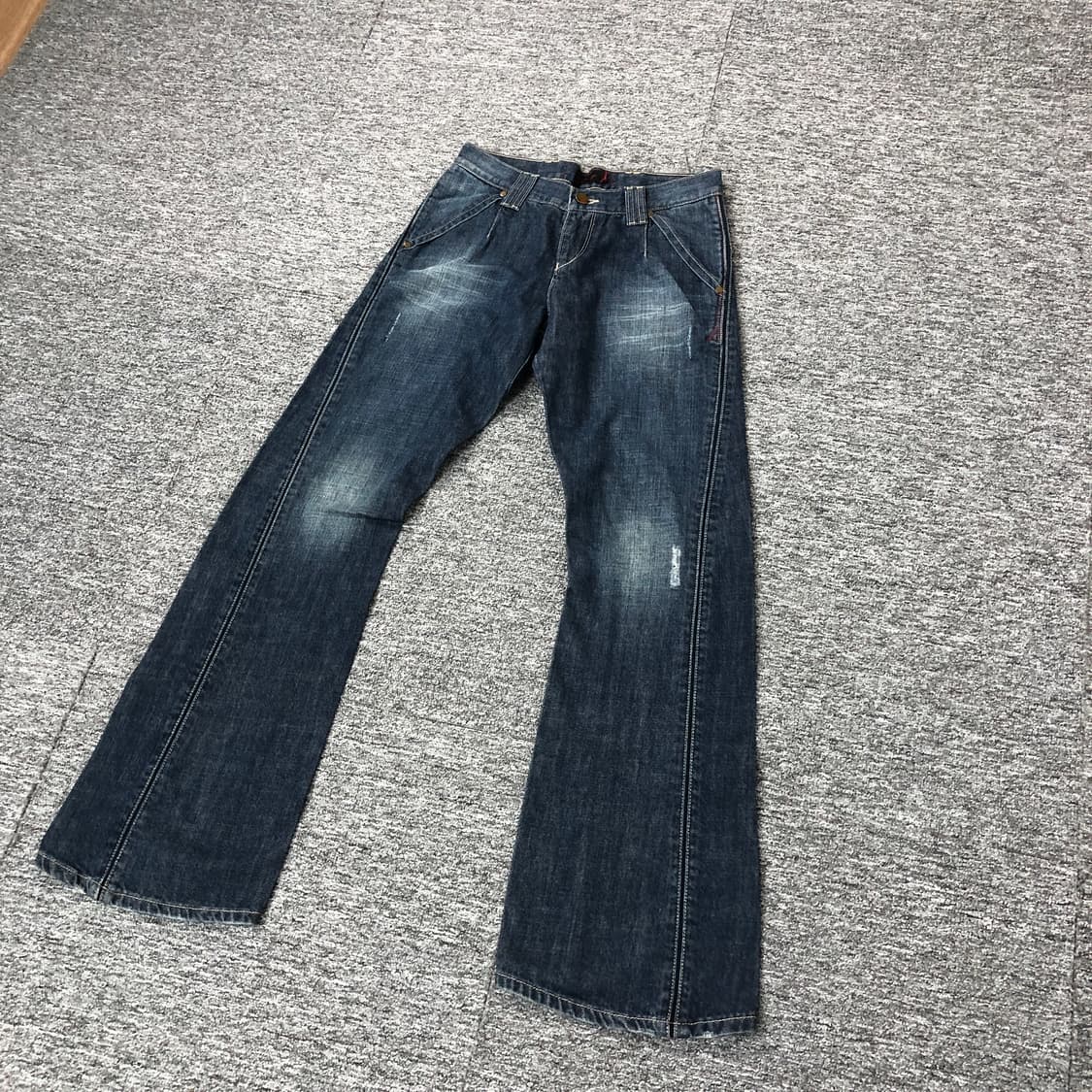 리바이스 정품 엔지니어드 사선 스티치 데님팬츠 상품이미지2