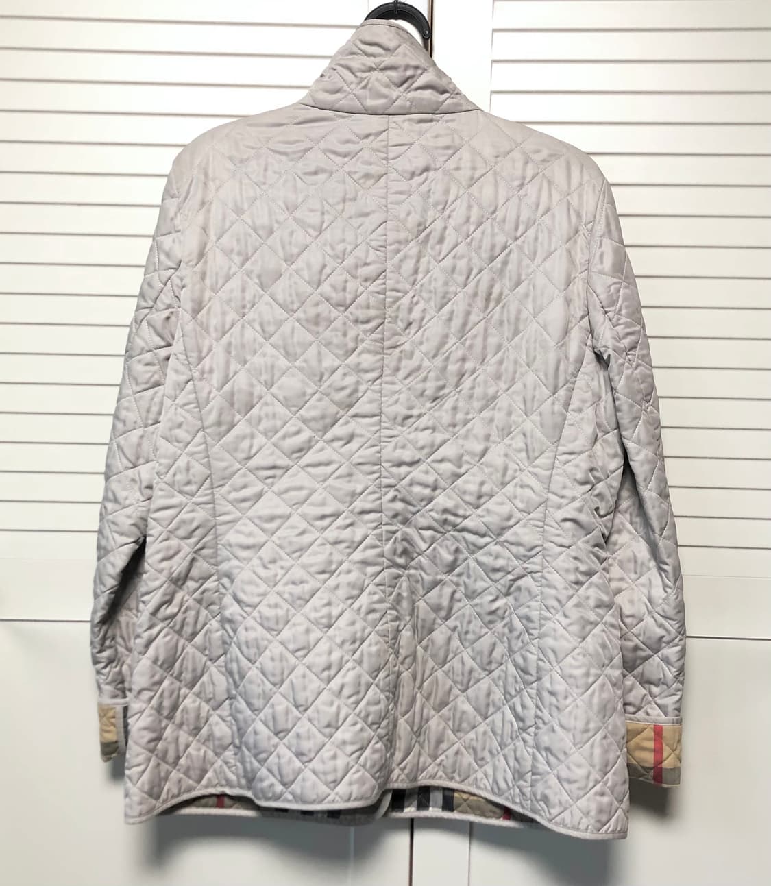 버버리 브릿 퀄팅 자켓 여성용 상태굿 상품이미지4