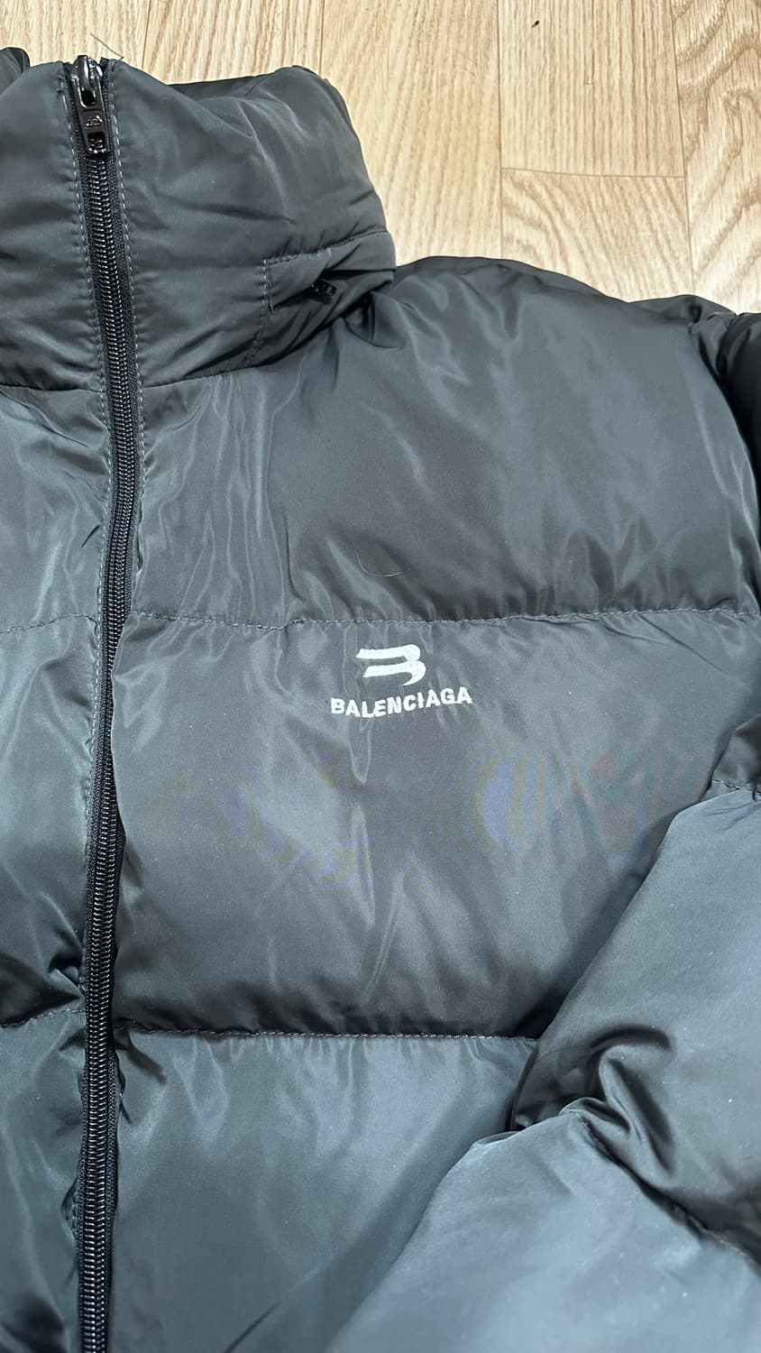 발렌시아가 C자형 패딩 재킷 상품이미지4