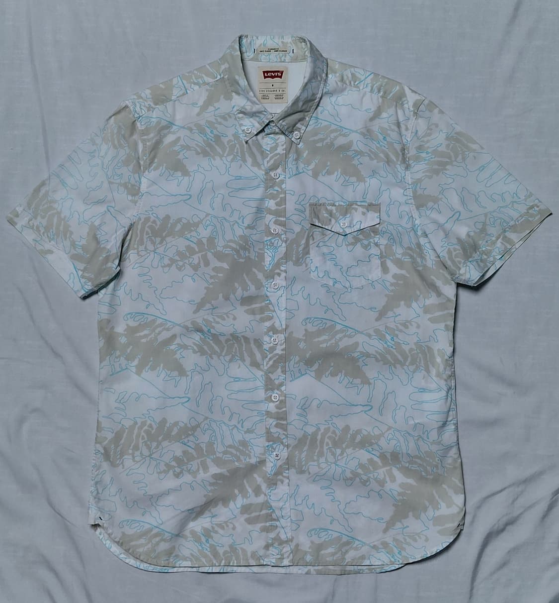 [M] 리바이스 스탠다드핏 리프 패턴 반팔 셔츠 (상태 최상) 상품이미지1