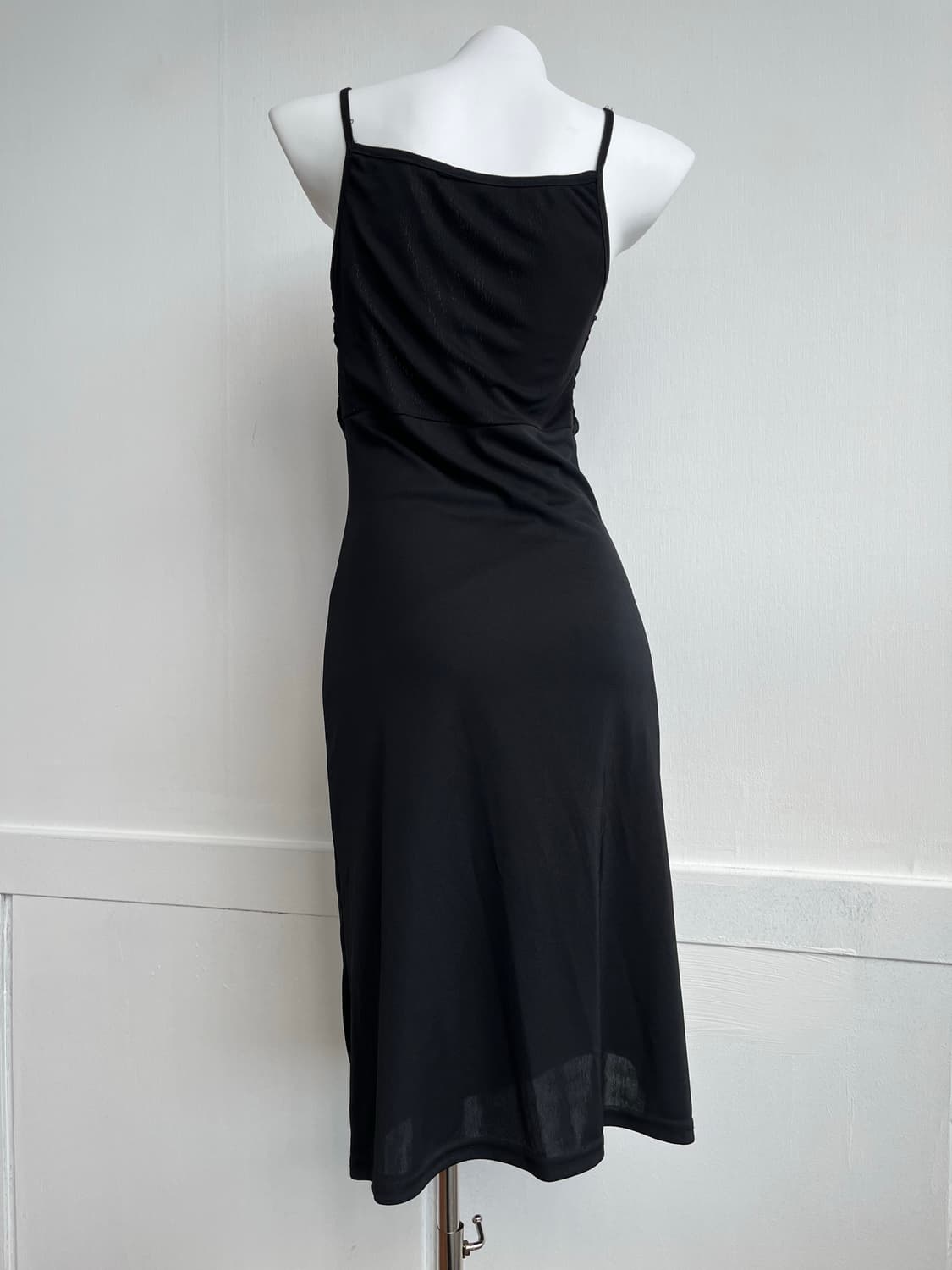 *SALE) 블랙 셔링 슬림 롱 슬립 원피스 상품이미지3