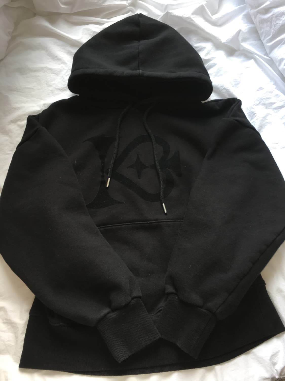 키쇼르 후드티 상품이미지1