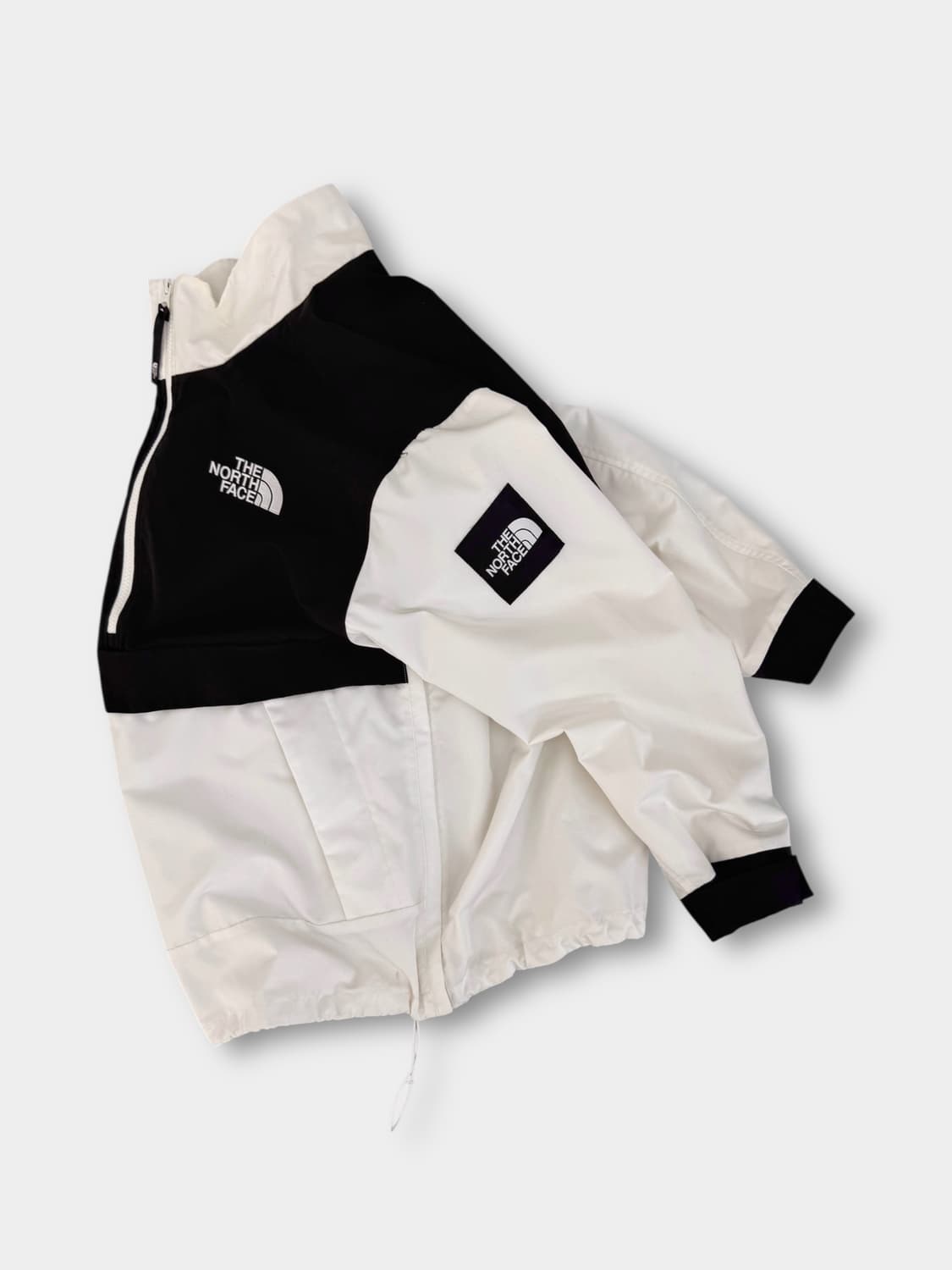 노스페이스 루즈핏 올레마 화이트 하프집 아노락 자켓 상품이미지2